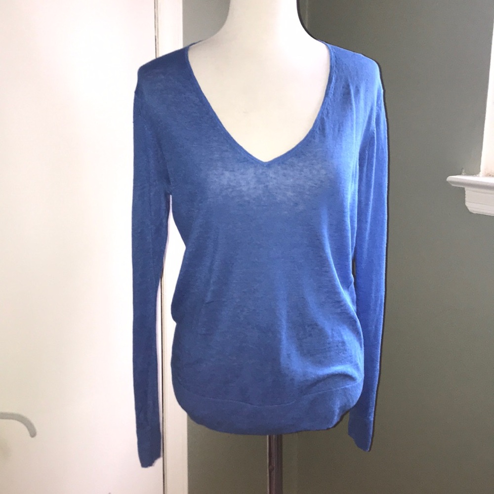 Theory Wynn sweater in Small color Marina